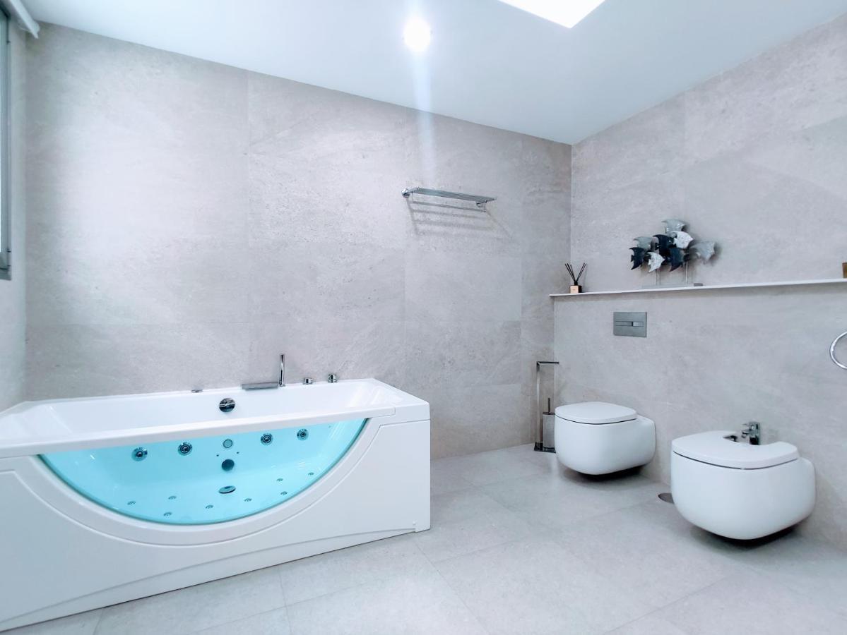 Elegante Y Moderna Miami Apartment