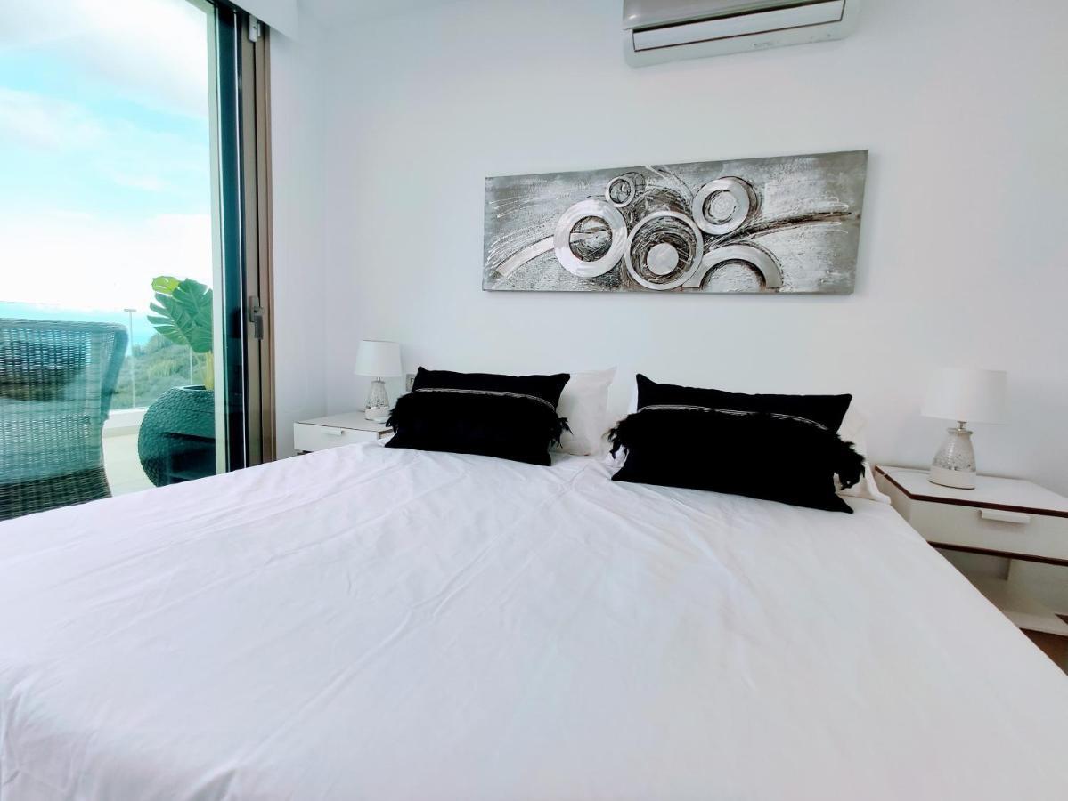 Elegante Y Moderna Miami Apartment