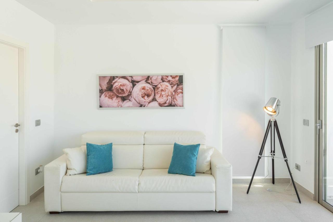 Elegante Y Moderna Miami Apartment