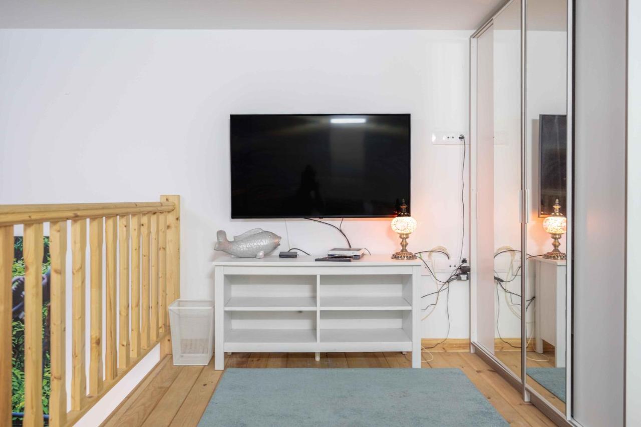 Elegante Y Moderna Miami Apartment